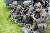 Штани ЗС Австрії - 88u 92 5/6 ріст - заміри в описанні