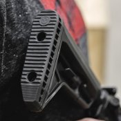 mag349-blk_magpul_moe_sl_enhanced_rubber_butt-pad_0.70_inch_05 (1).jpeg