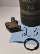 Використана димова граната М83 USA 25