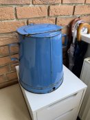 Стара емальована каструля Угорщина