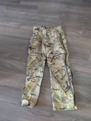 Gortex trousers large, British army