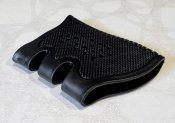 Гумова антиковзка насадка на руківʼя пістолетів Glock - Black