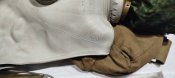 Котелок, фляга, противогаз, спички маслёнка