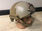 Шолом OPS-CORE FAST Ballistic - VAS в розмірі L/XL.