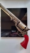 Сувенірна запальничка ''Colt''.