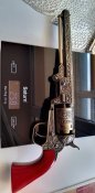 Сувенірна запальничка ''Colt''.