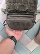 Плитоноска з підсумками і кевларом