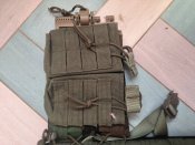 Плитоноска з підсумками і кевларом