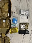 Дві аптечки , одним лотом