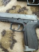 Одним лотом 4пістолетів , револьвер