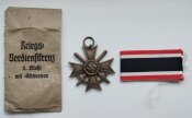 Крест за военные заслуги 1939, с мечами. 2-ой класс комплект Оригинал