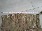 Шорти, створені з старих штанів.