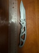 Складний ніж Gerber із серейтером