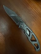 Складний ніж Gerber із серейтером