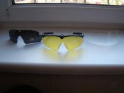 Защитные тактические очки Oakley с поляризацией и сменными линзами.