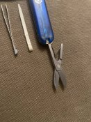 Ніж Victorinox Classic, б/в (лазурний)