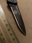 Складаний, кишеньковий ніж Gerber.