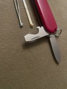 Швейцарський армійський ніж Victorinox Cadet, б/в