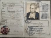 Кенкарта на жінку 1942 рік.