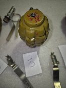 Граната Ф 1 с отверствием снизу. Макет.