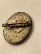 Третій Рейх. Членський знак NSDAP мануфактури M 1/92 RZM-Carl Wild