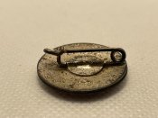 Третій Рейх. Членський знак NSDAP мануфактури M 1/92 RZM-Carl Wild