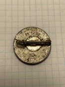 Третій Рейх. Членський знак NSDAP мануфактури M 1/92 RZM-Carl Wild