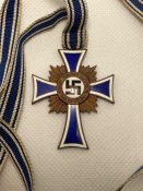 Третій Рейх. Хрест німецької матері в бронзі