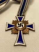 Третій Рейх. Хрест німецької матері в бронзі