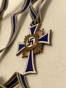 Третій Рейх. Хрест німецької матері в бронзі
