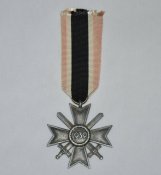 Крест "За военные заслуги",КВК с мечами