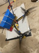 FPV Дрон з батарейкою.