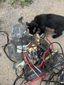 Двигун та деталі від «Ґерань-2»