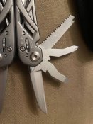 Мультитул Gerber Suspension з чохлом.