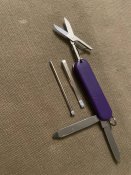 Ніж Victorinox Classic, б/в (сєрєнівєнький)