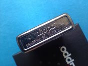 Бензинова запальничка Zippo regular street chrome 207 + чохол, кремній.