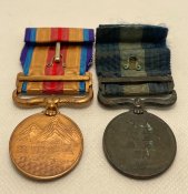 Комплект з чотирьох відзнак