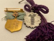 Комплект з чотирьох відзнак