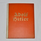 Альбом "Адольф Гитлер". Выпущенный в 1935...