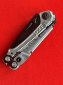 Мультитул SOG Reactor Вlack с чехлом (RC1001-CP)(Новый) (с 1грн)