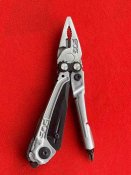 Мультитул SOG Reactor Вlack с чехлом (RC1001-CP)(Новый) (с 1грн)