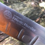 Кухонный японский нож сантоку Fríedr Herder