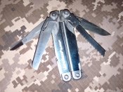 Leatherman surge