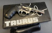 Револьвер під патрон флобера Taurus 409 серії FS(з нержавіючої сталі)