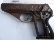 002_gun.jpg