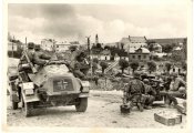 23 W-SSarmoredcarand75mm.jpg