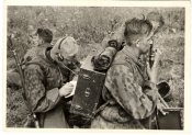 49 W-SSradioteam02.jpg