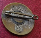 Членский знак NSDAP. Клеймо "RZM M1/157".