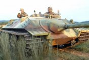 E25 JAGUAR.jpg