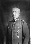 423px-Bundesarchiv_Bild_183-R16862%2C_Werner_von_Fritsch.jpg